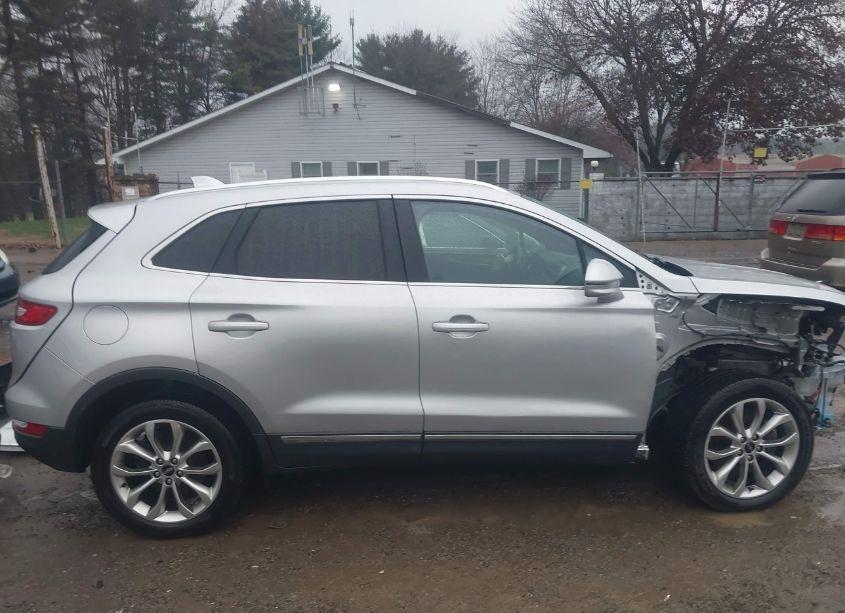 Photo 14 of 2019 Lincoln Mkc SELECT (VIN 5LMCJ2D96KUL29966)