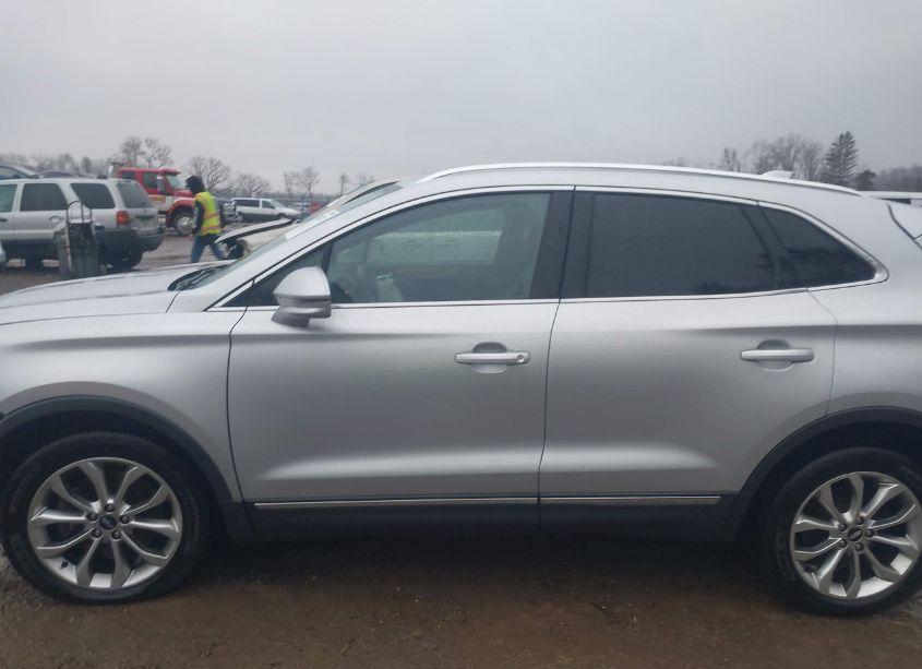 Photo 15 of 2019 Lincoln Mkc SELECT (VIN 5LMCJ2D96KUL29966)