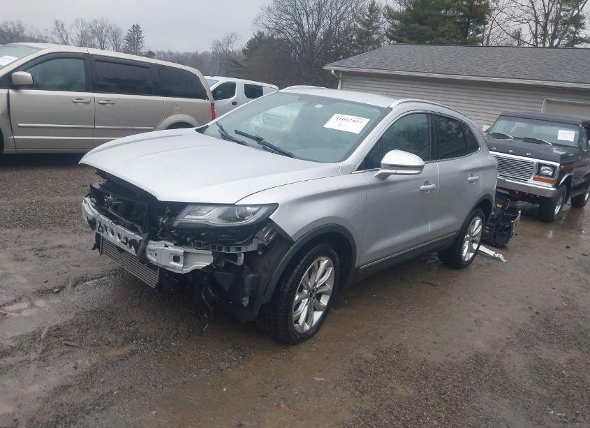 Photo 2 of 2019 Lincoln Mkc SELECT (VIN 5LMCJ2D96KUL29966)