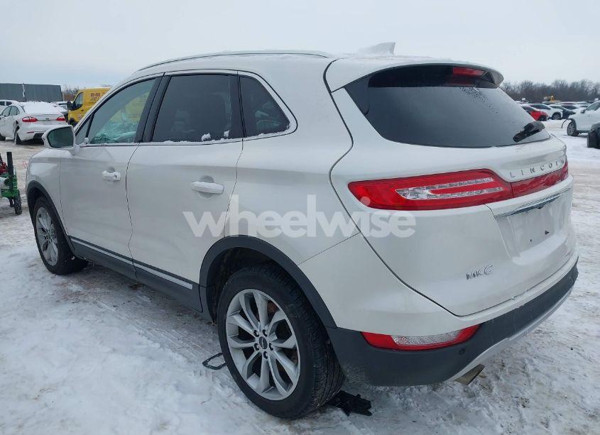 Photo 3 of 2019 Lincoln Mkc SELECT (VIN 5LMCJ2D98KUL06236)