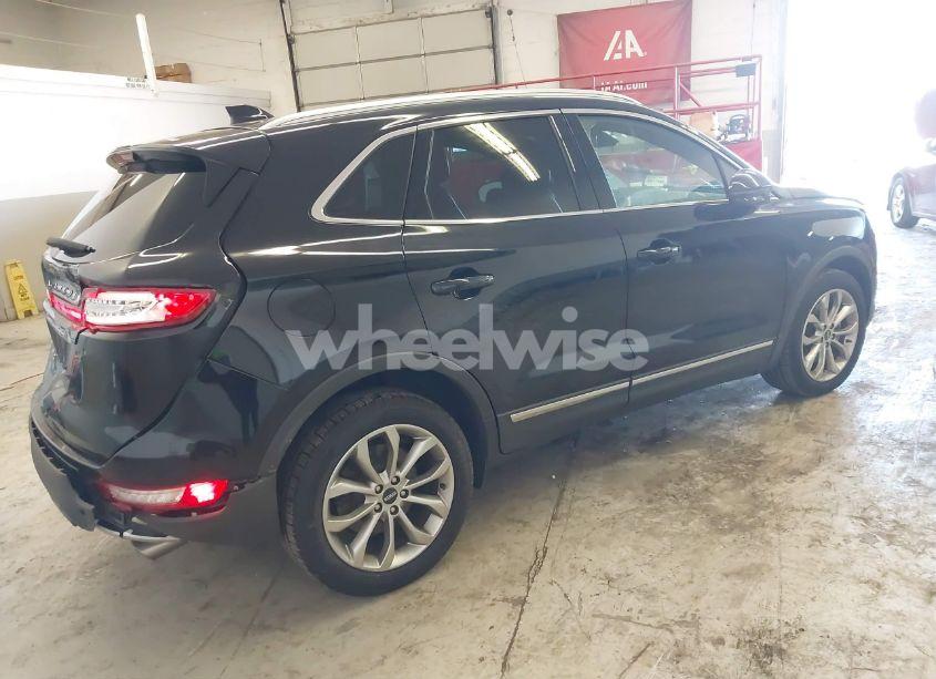 Photo 4 of 2019 Lincoln Mkc SELECT (VIN 5LMCJ2D99KUL02275)
