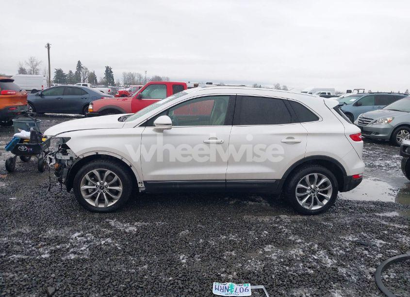 Photo 15 of 2019 Lincoln Mkc SELECT (VIN 5LMCJ2D9XKUL29615)