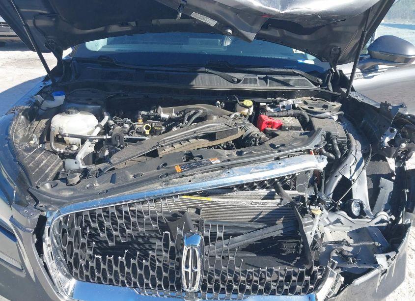 Photo 10 of 2022 Lincoln Corsair RESERVE (VIN 5LMCJ2D9XNUL03312)