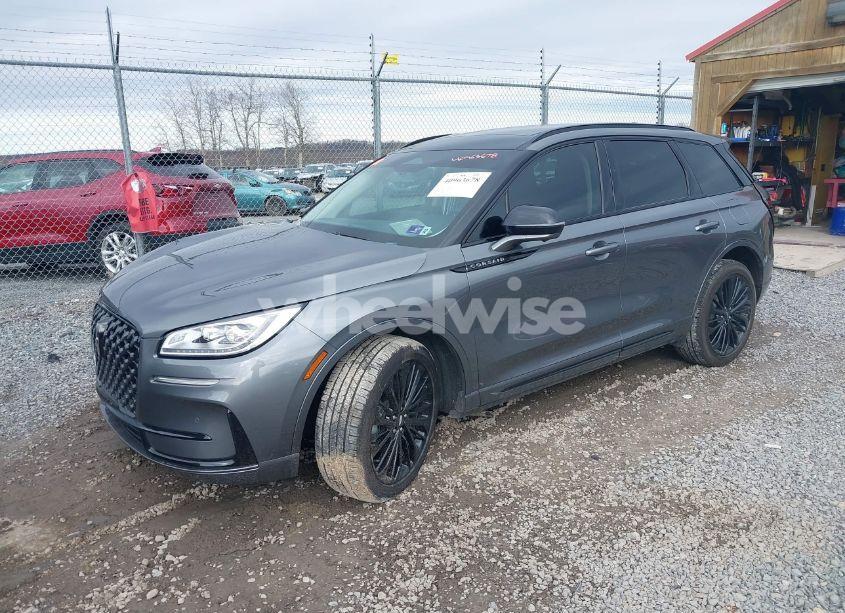 Photo 2 of 2024 Lincoln Corsair RESERVE (VIN 5LMCJ2DA3RUL01059)