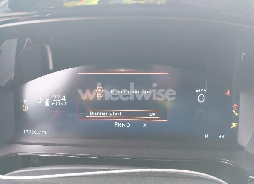 Photo 7 of 2024 Lincoln Corsair RESERVE (VIN 5LMCJ2DA3RUL01059)