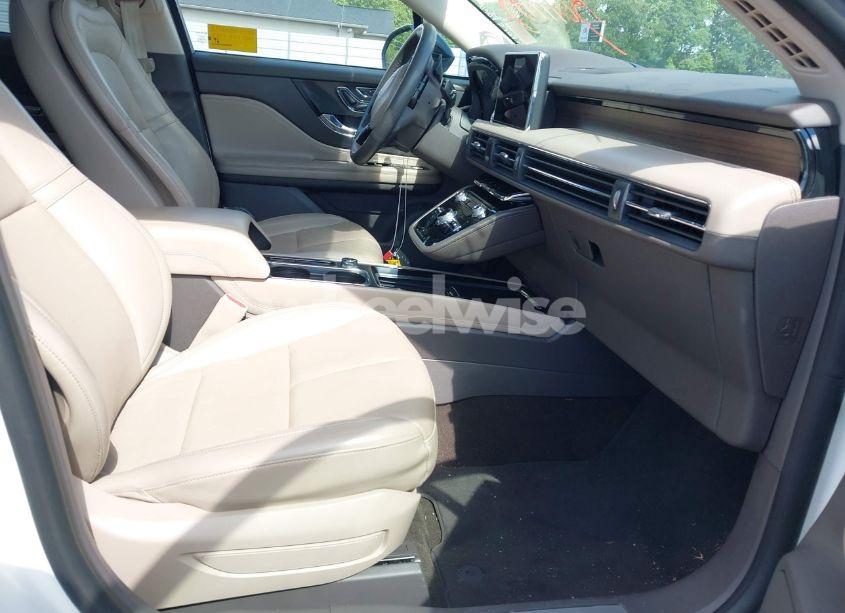 Photo 5 of 2022 Lincoln Corsair RESERVE (VIN 5LMCJ2DH7NUL08720)