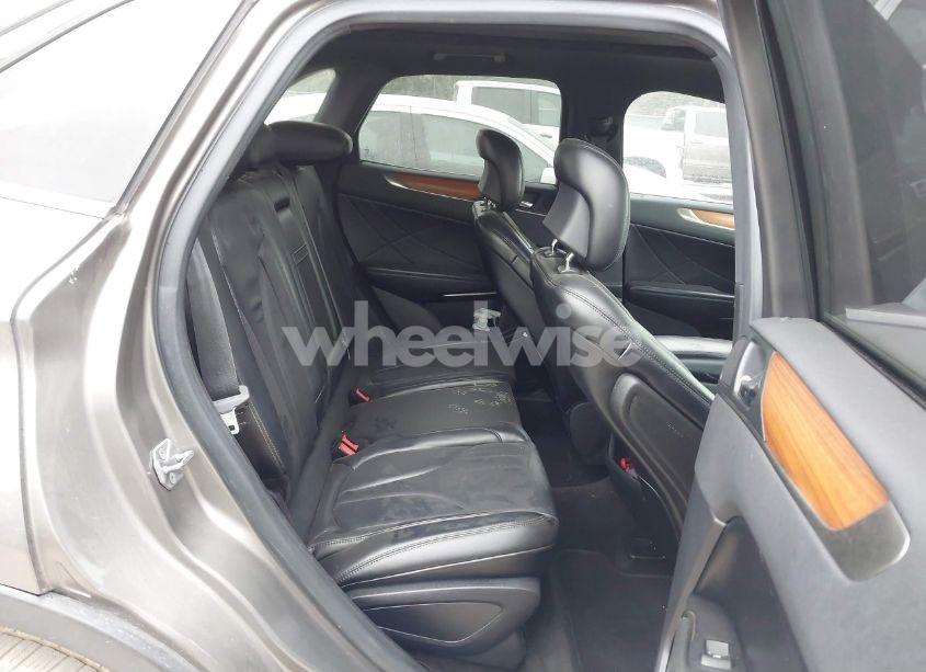 Photo 8 of 2016 Lincoln Mkc RESERVE (VIN 5LMCJ3C92GUJ20321)