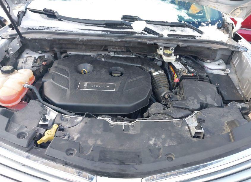 Photo 10 of 2016 Lincoln Mkc RESERVE (VIN 5LMCJ3C94GUJ28811)