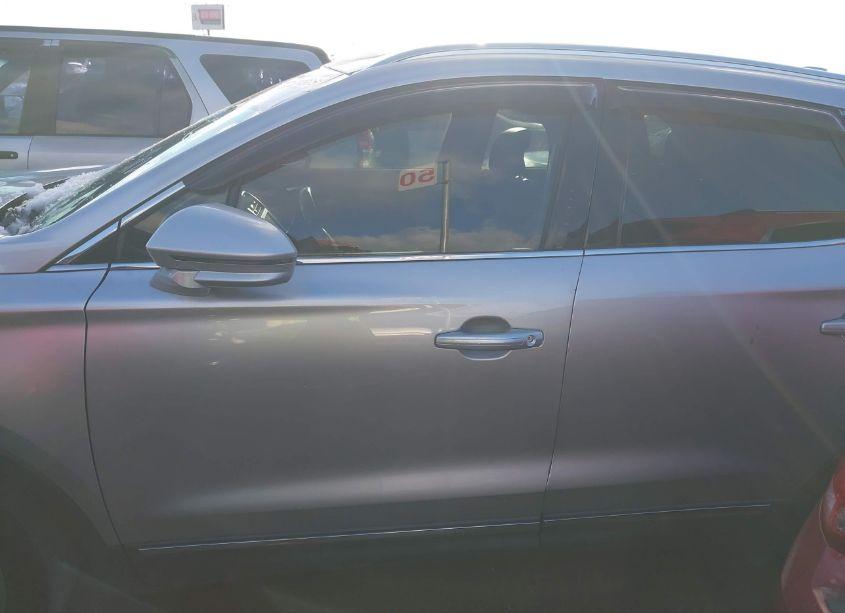 Photo 14 of 2016 Lincoln Mkc RESERVE (VIN 5LMCJ3C94GUJ28811)