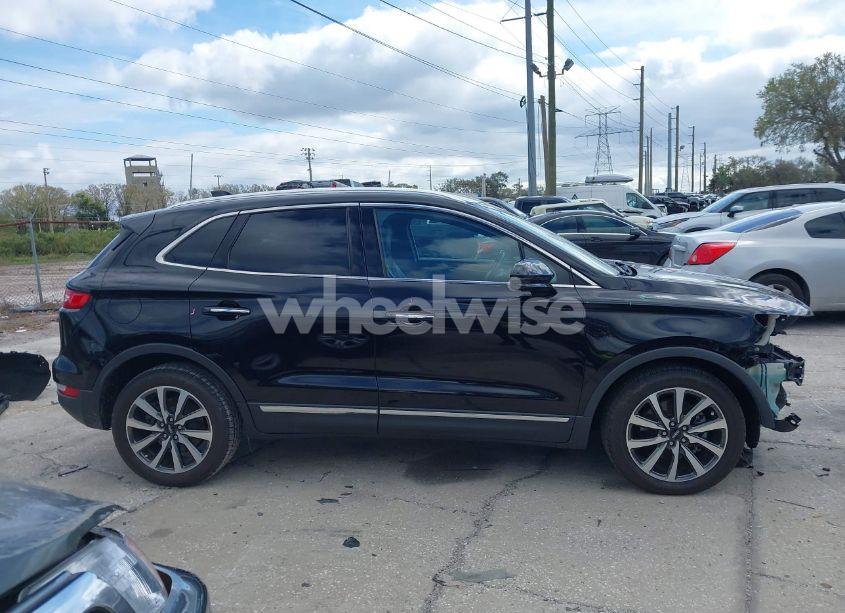 Photo 14 of 2019 Lincoln Mkc RESERVE (VIN 5LMCJ3C97KUL45195)