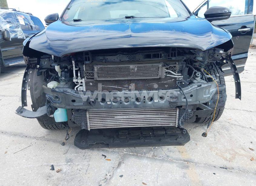 Photo 6 of 2019 Lincoln Mkc RESERVE (VIN 5LMCJ3C97KUL45195)