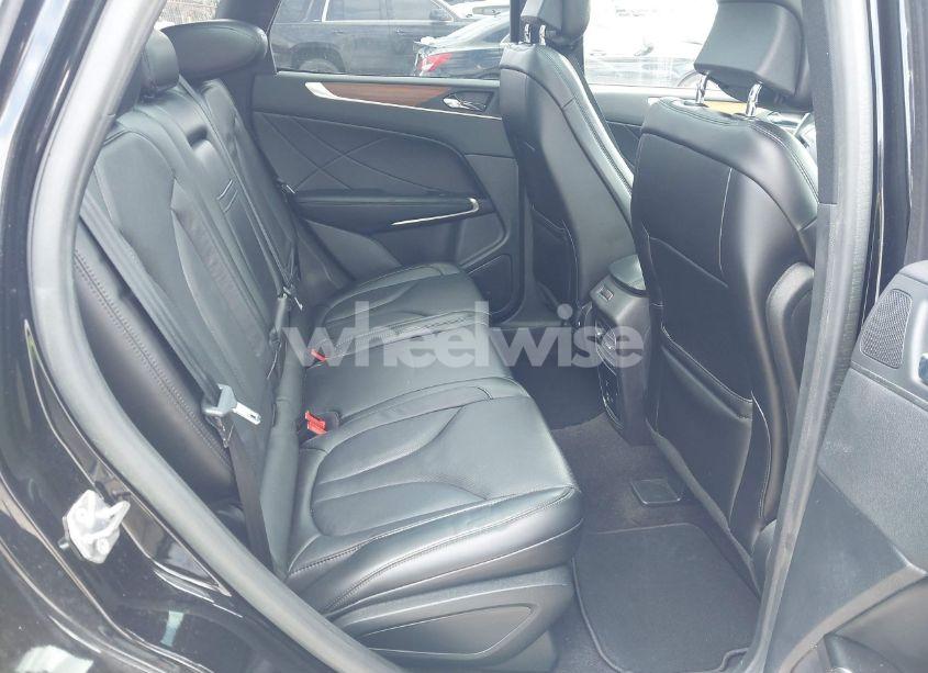 Photo 8 of 2019 Lincoln Mkc RESERVE (VIN 5LMCJ3C97KUL45195)