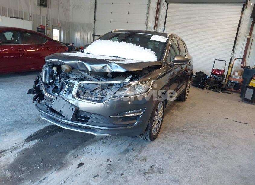 Photo 2 of 2017 Lincoln Mkc RESERVE (VIN 5LMCJ3D90HUL27256)