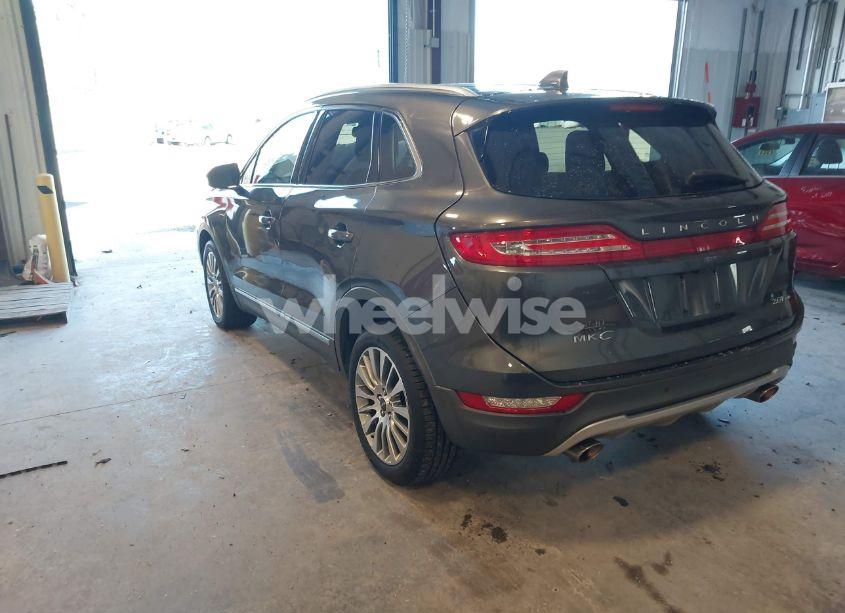 Photo 3 of 2017 Lincoln Mkc RESERVE (VIN 5LMCJ3D90HUL27256)