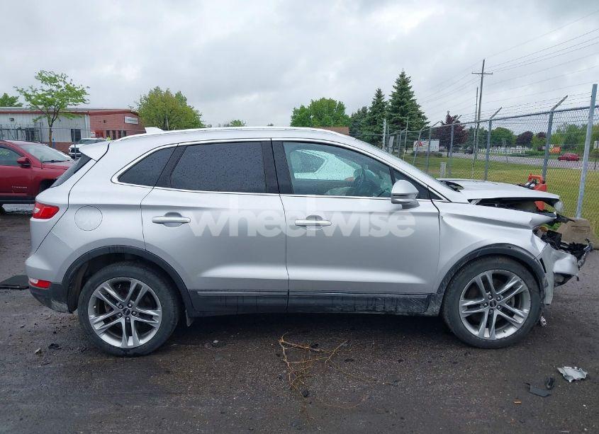 Photo 14 of 2017 Lincoln Mkc RESERVE (VIN 5LMCJ3D90HUL70673)