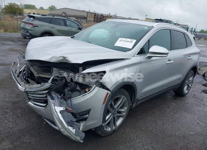 Photo 2 of 2017 Lincoln Mkc RESERVE (VIN 5LMCJ3D90HUL70673)