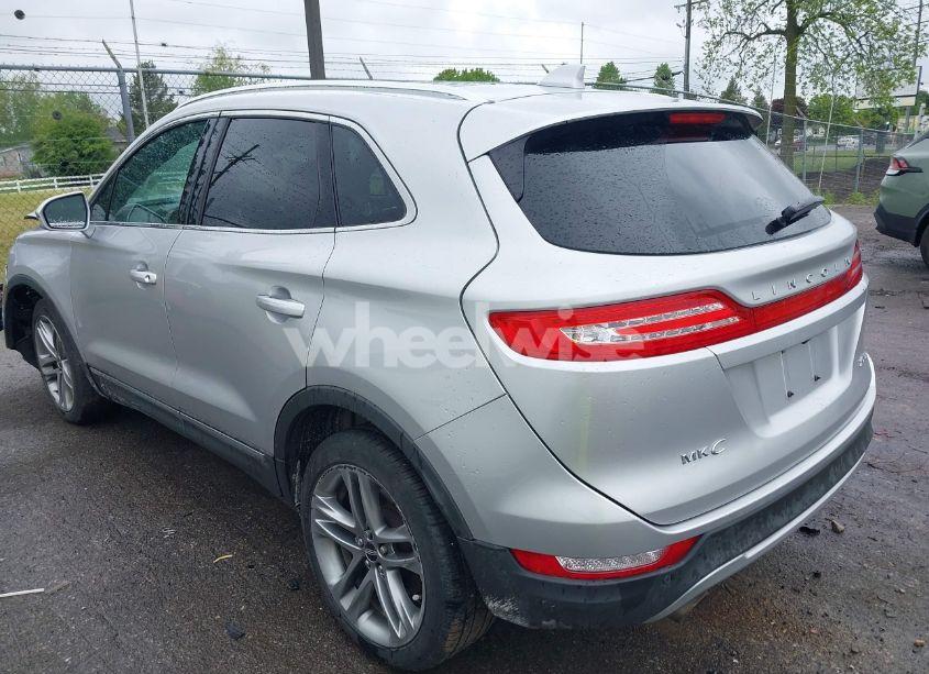 Photo 3 of 2017 Lincoln Mkc RESERVE (VIN 5LMCJ3D90HUL70673)