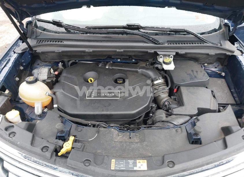 Photo 10 of 2018 Lincoln Mkc RESERVE (VIN 5LMCJ3D91JUL28728)