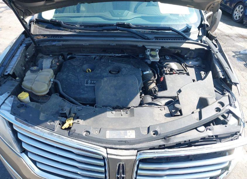 Photo 10 of 2016 Lincoln Mkc RESERVE (VIN 5LMCJ3D93GUJ15398)
