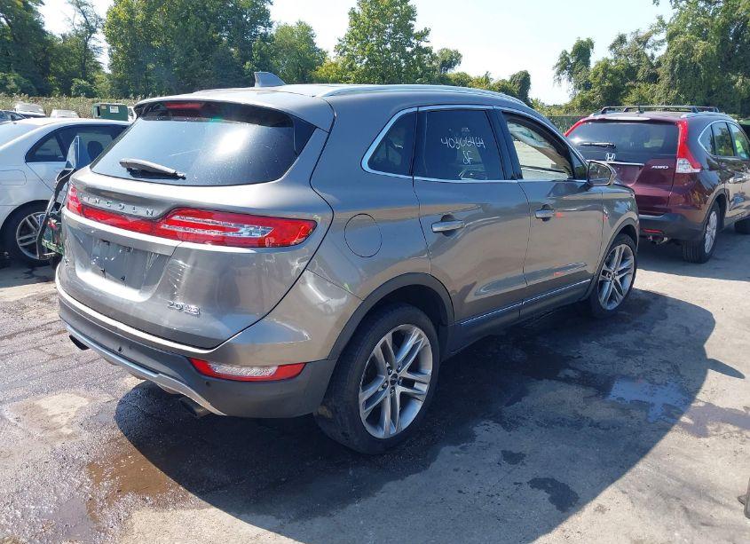 Photo 4 of 2016 Lincoln Mkc RESERVE (VIN 5LMCJ3D93GUJ15398)