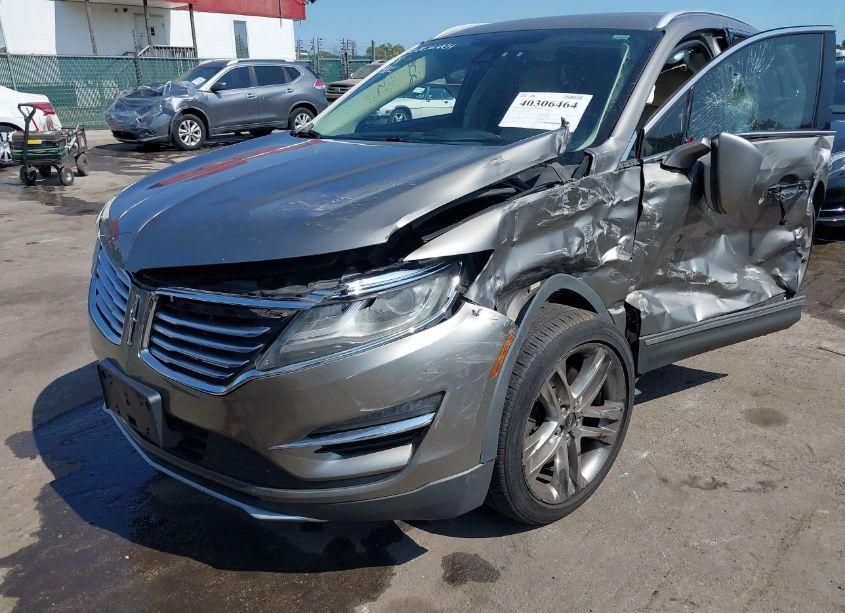 Photo 6 of 2016 Lincoln Mkc RESERVE (VIN 5LMCJ3D93GUJ15398)