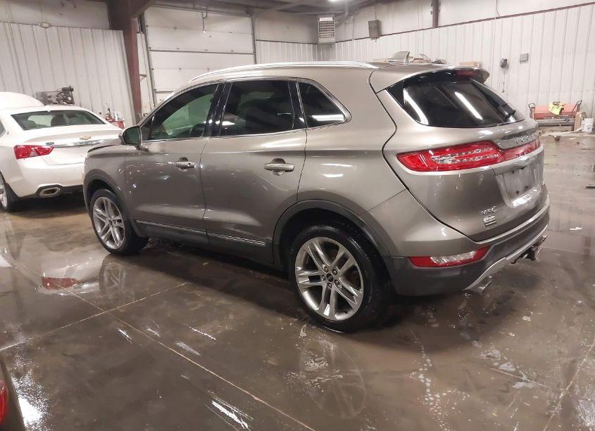 Photo 3 of 2017 Lincoln Mkc RESERVE (VIN 5LMCJ3D93HUL20818)