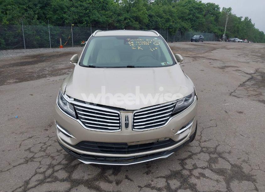 Photo 12 of 2017 Lincoln Mkc RESERVE (VIN 5LMCJ3D93HUL57805)
