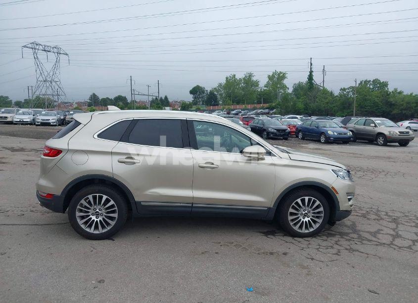 Photo 13 of 2017 Lincoln Mkc RESERVE (VIN 5LMCJ3D93HUL57805)