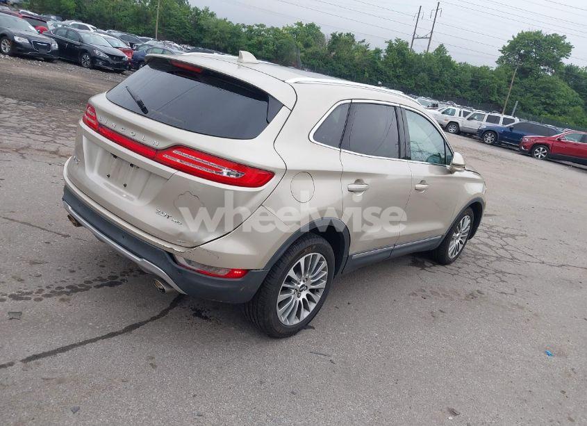 Photo 4 of 2017 Lincoln Mkc RESERVE (VIN 5LMCJ3D93HUL57805)