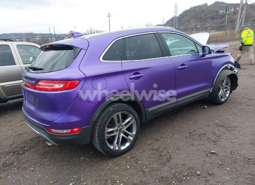 Photo 4 of 2017 Lincoln Mkc RESERVE (VIN 5LMCJ3D95HUL27429)