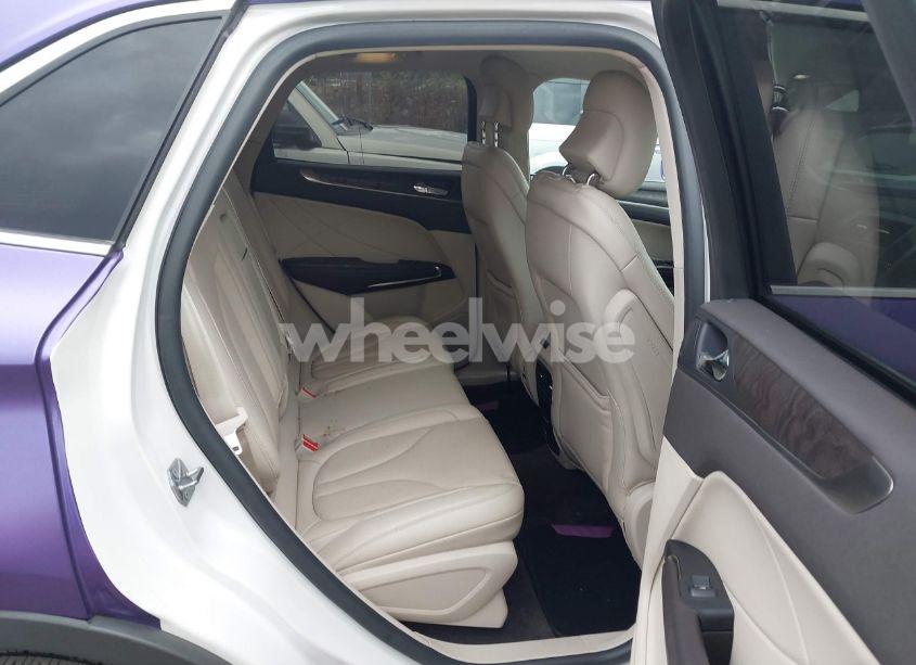 Photo 8 of 2017 Lincoln Mkc RESERVE (VIN 5LMCJ3D95HUL27429)