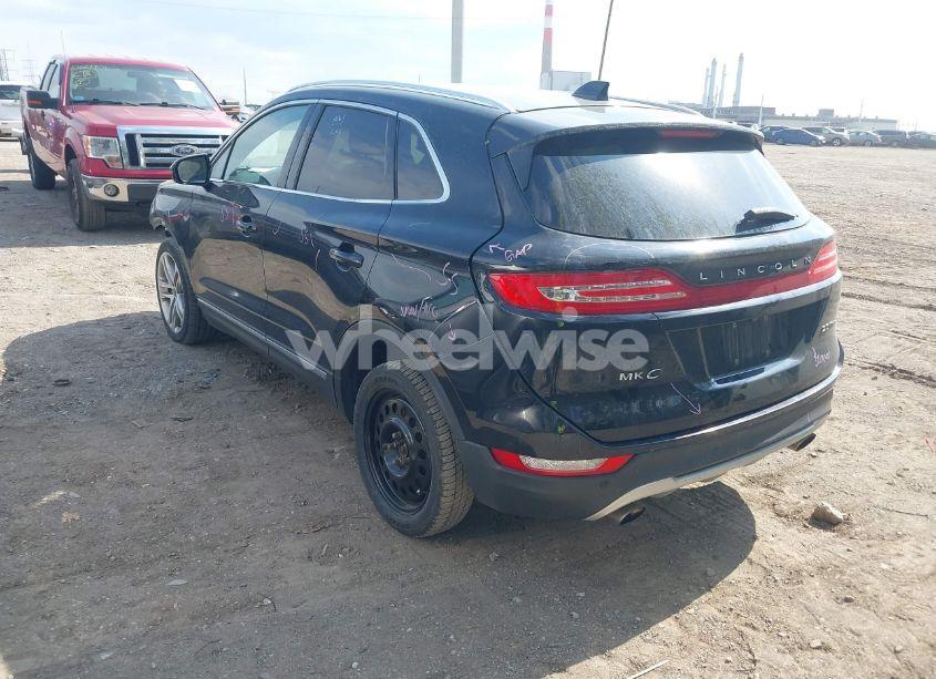 Photo 3 of 2017 Lincoln Mkc RESERVE (VIN 5LMCJ3D96HUL16195)