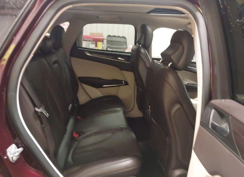 Photo 8 of 2019 Lincoln Mkc RESERVE (VIN 5LMCJ3D96KUL38298)