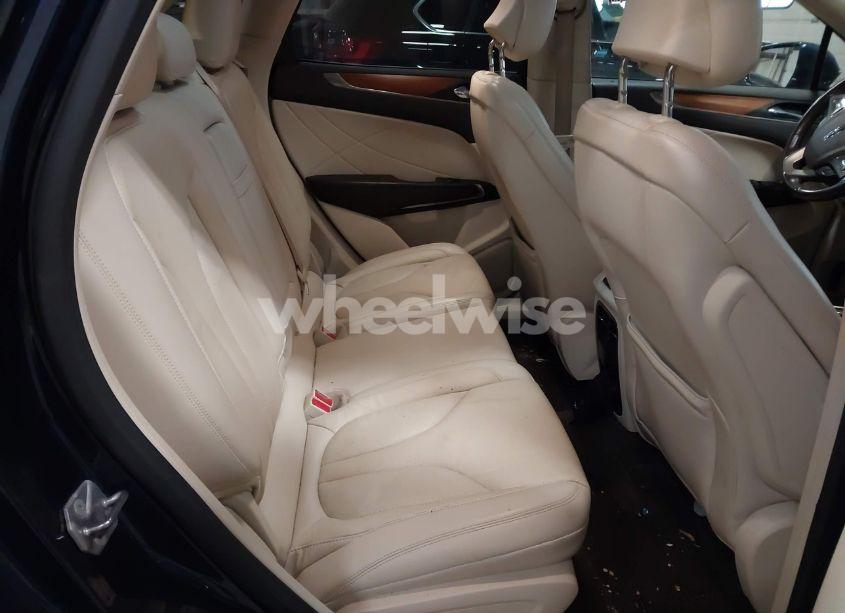 Photo 8 of 2016 Lincoln Mkc RESERVE (VIN 5LMCJ3D97GUJ22077)