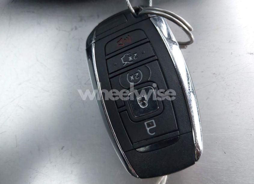 Photo 11 of 2017 Lincoln Mkc RESERVE (VIN 5LMCJ3D97HUL53823)