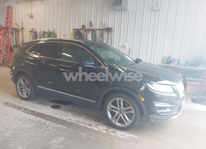2019 Lincoln Mkc RESERVE (VIN 5LMCJ3D98KUL17162) main photo