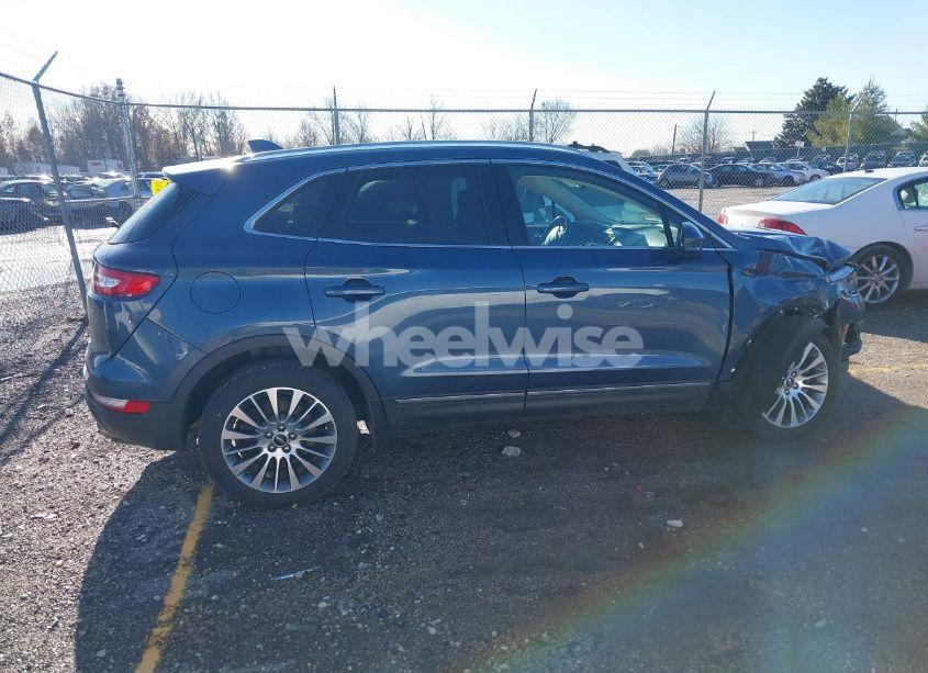 Photo 13 of 2018 Lincoln Mkc RESERVE (VIN 5LMCJ3D99JUL20666)