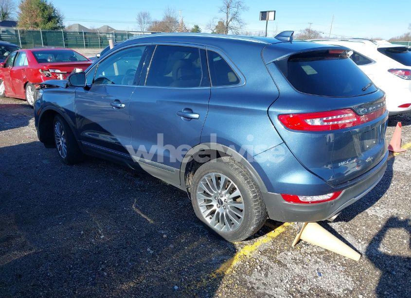 Photo 3 of 2018 Lincoln Mkc RESERVE (VIN 5LMCJ3D99JUL20666)