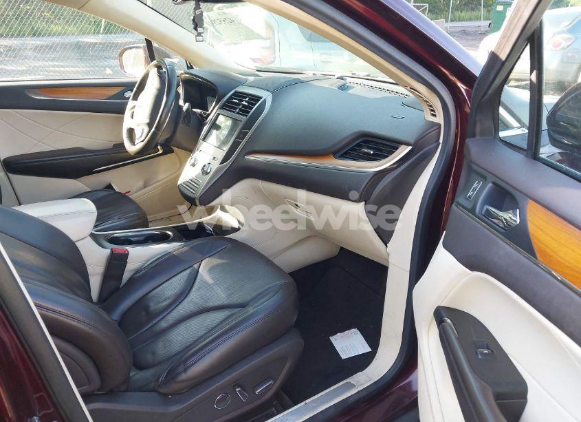 Photo 5 of 2016 Lincoln Mkc RESERVE (VIN 5LMCJ3D9XGUJ21781)