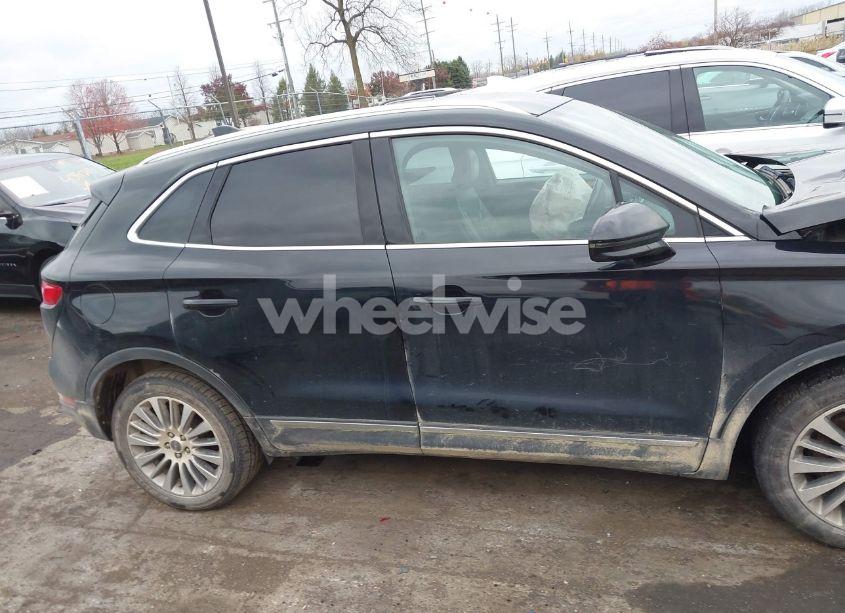 Photo 13 of 2017 Lincoln Mkc RESERVE (VIN 5LMCJ3D9XHUL40127)