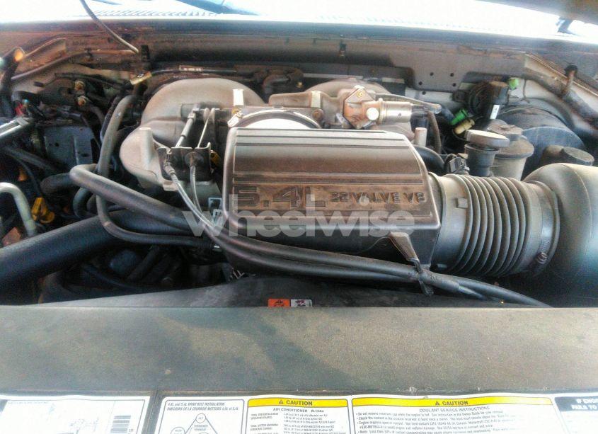 Photo 10 of 2002 Lincoln Navigator N/A (VIN 5LMEU27R42LJ13017)