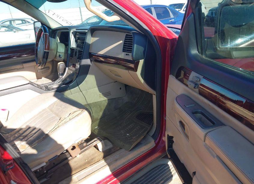 Photo 5 of 2005 Lincoln Aviator N/A (VIN 5LMEU68H75ZJ16427)