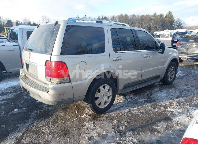 Photo 4 of 2005 Lincoln Aviator N/A (VIN 5LMEU88H45ZJ03789)
