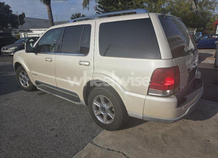 Photo 3 of 2005 Lincoln Aviator N/A (VIN 5LMEU88H75ZJ00594)