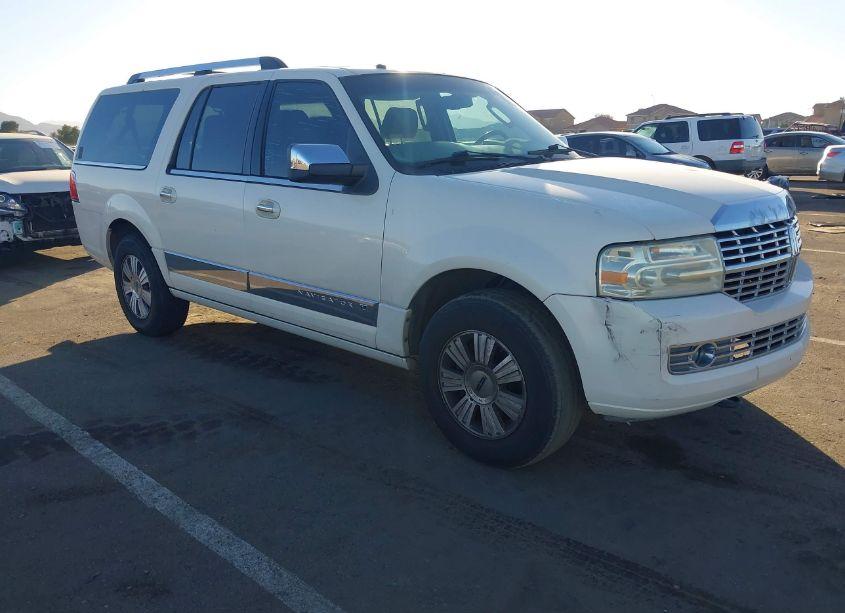 2007 Lincoln Navigator L (VIN 5LMFL27597LJ09895) main photo