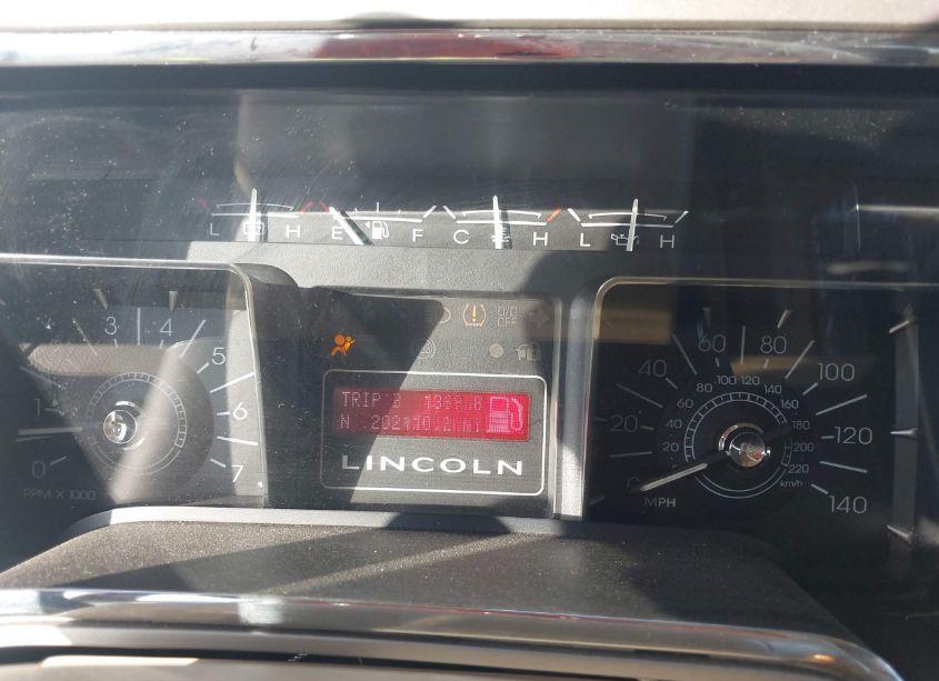 Photo 7 of 2007 Lincoln Navigator L (VIN 5LMFL27597LJ09895)