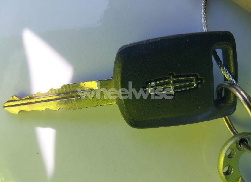 Photo 11 of 2005 Lincoln Navigator (VIN 5LMFU27505LJ05647)