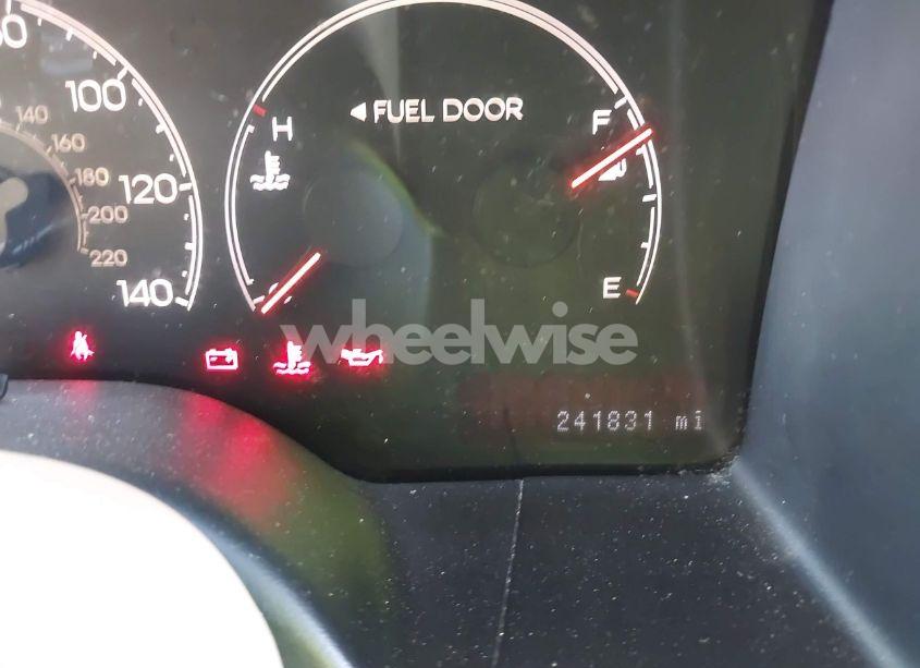 Photo 7 of 2005 Lincoln Navigator (VIN 5LMFU27505LJ05647)