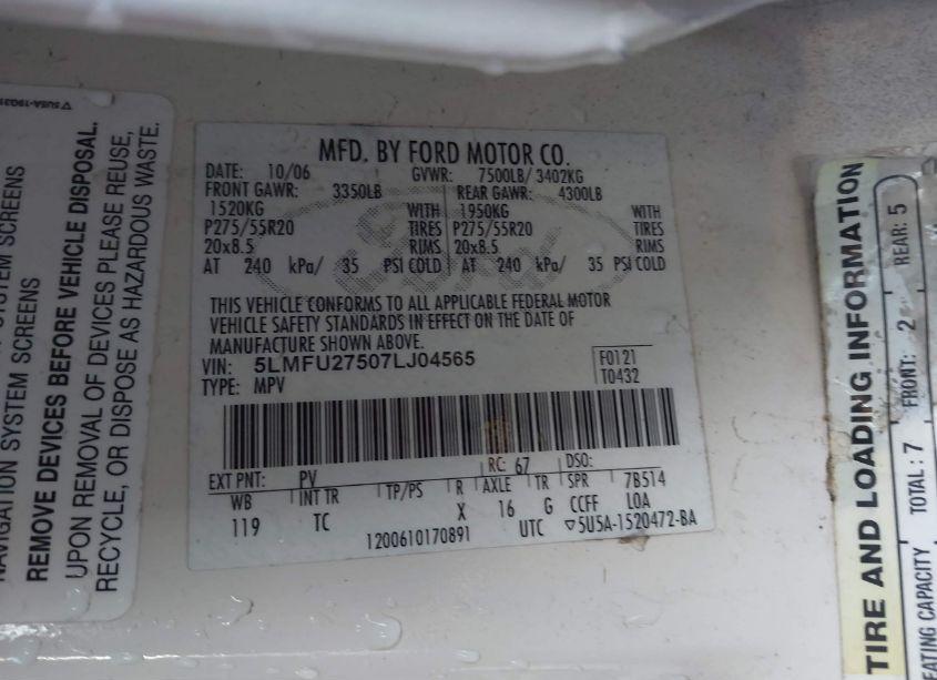 Photo 9 of 2007 Lincoln Navigator ULTIMATE (VIN 5LMFU27507LJ04565)