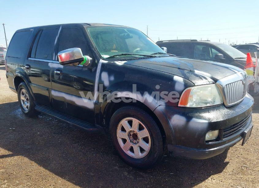 2005 Lincoln Navigator (VIN 5LMFU27545LJ03545) main photo